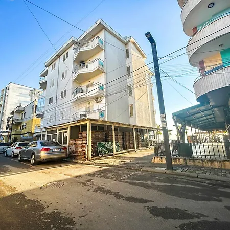 Nicolas 618 Durres