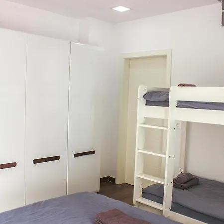 Apartment Nicolas 618