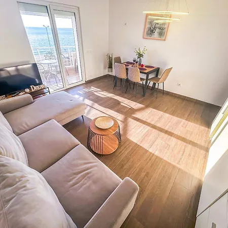 Apartment Nicolas 618